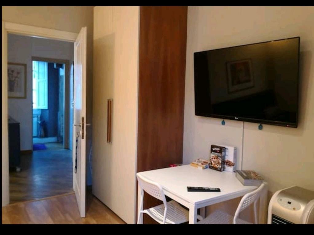 White Guesthouse Firenze Bagian luar foto